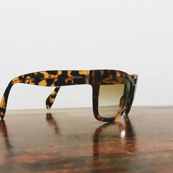 Prada Sunglasses - Women\'s main image 4